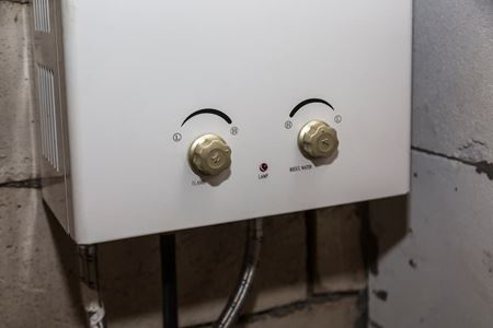 How a New Water Heater Can Save You Money on Energy Bills Thumbnail